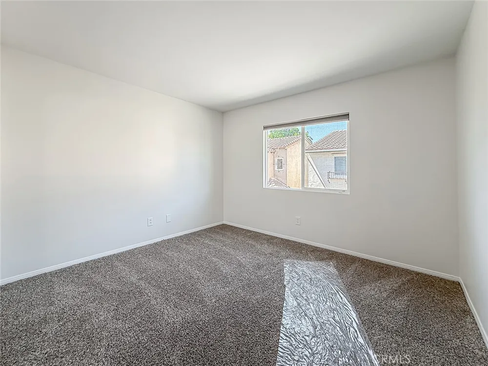 16724 Tim Lane Van Nuys, CA 91406
