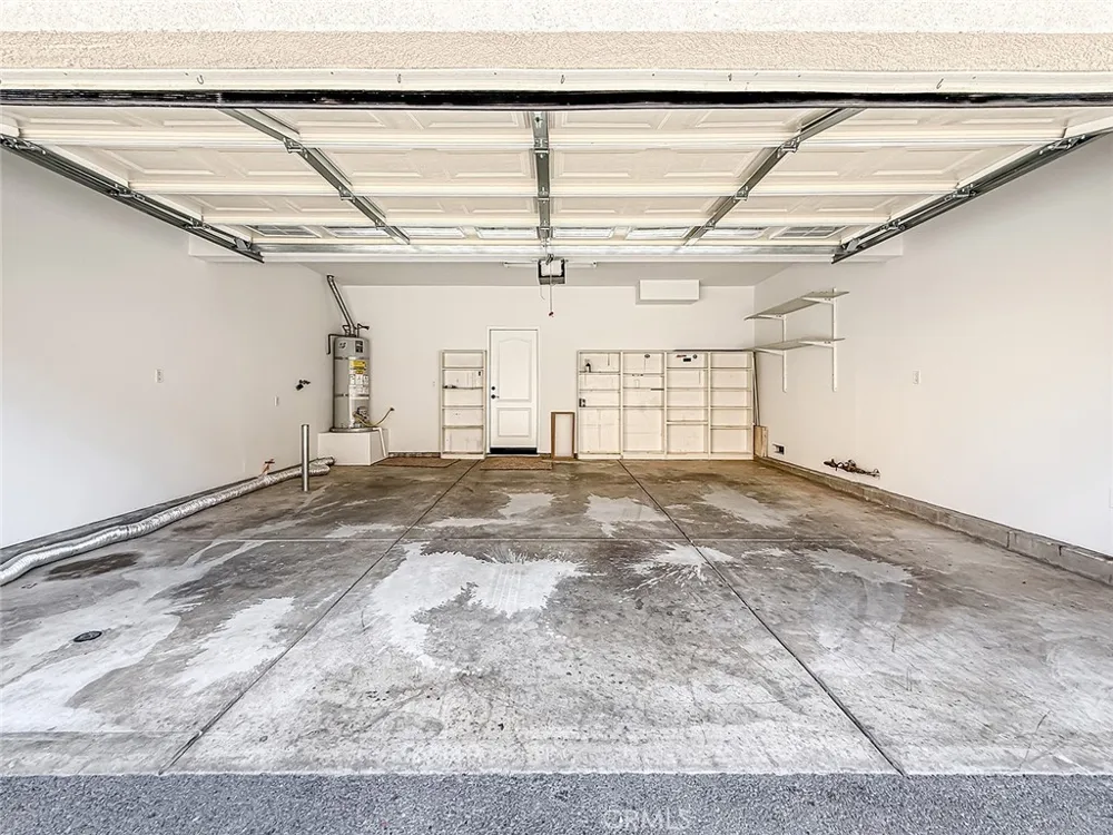 16724 Tim Lane Van Nuys, CA 91406
