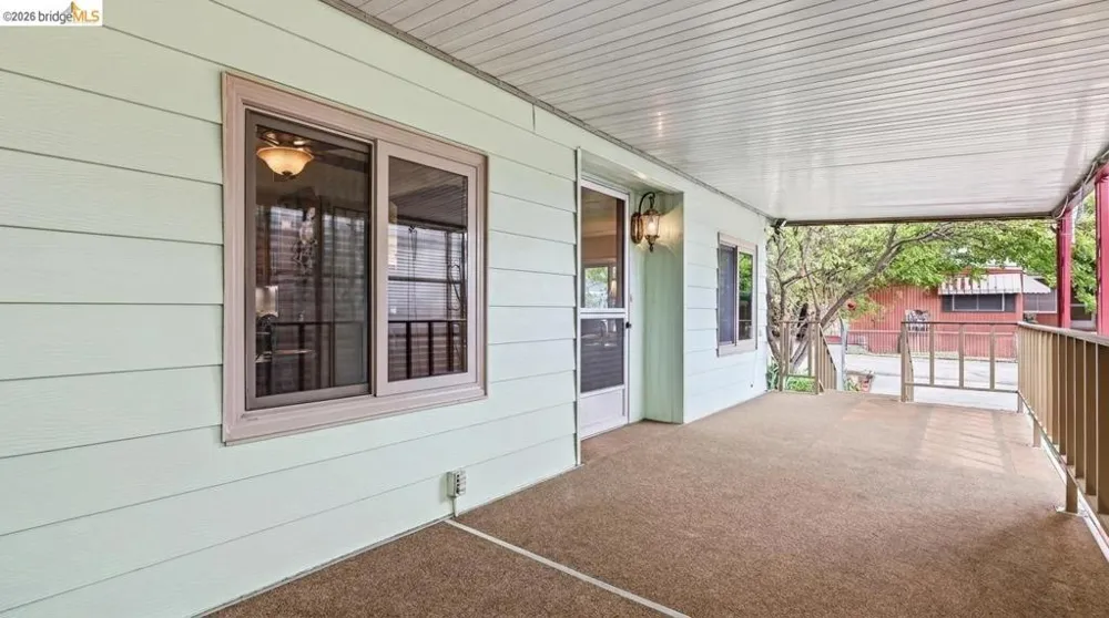 1742 W Harbor Drive Isleton, CA 95641