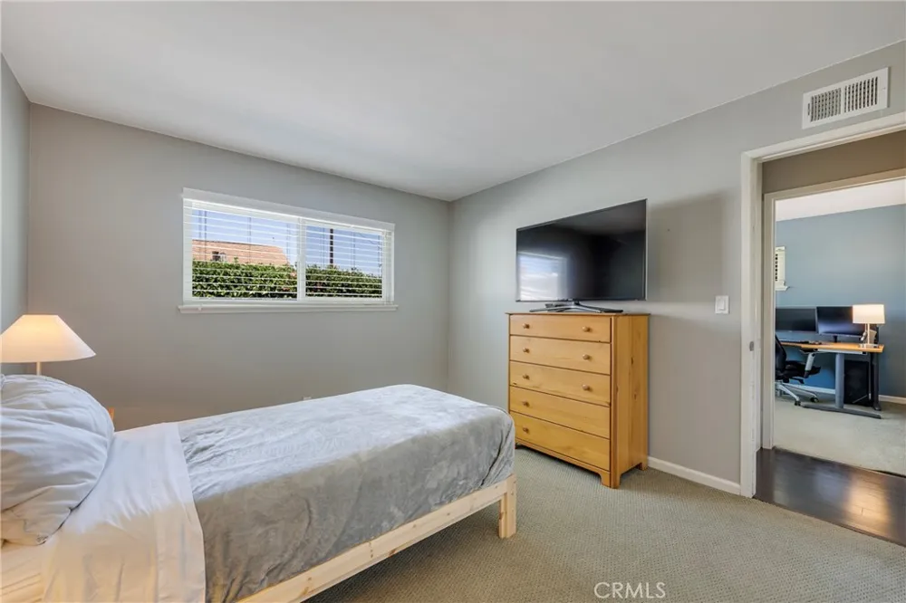325 E Woodvale Avenue Orange, CA 92865