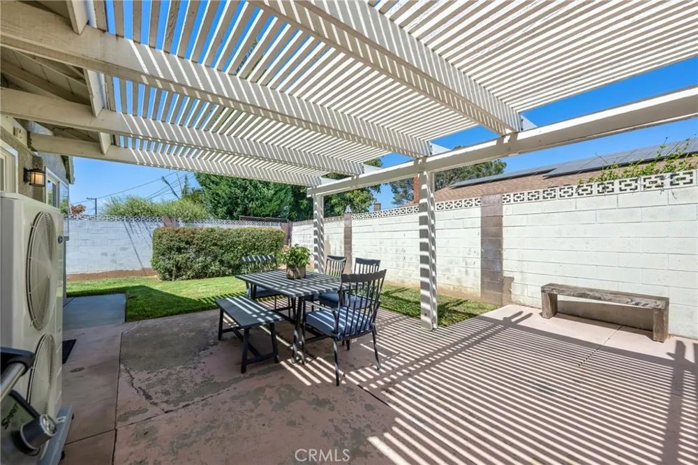325 E Woodvale Avenue Orange, CA 92865