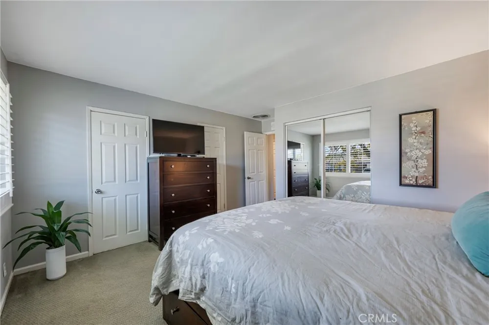 325 E Woodvale Avenue Orange, CA 92865