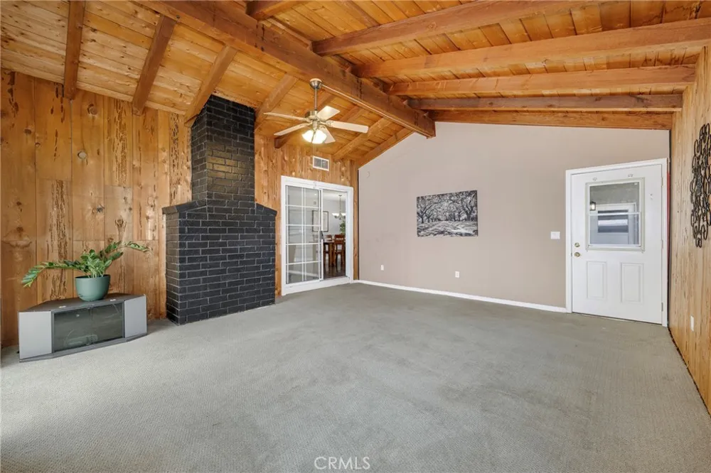 325 E Woodvale Avenue Orange, CA 92865