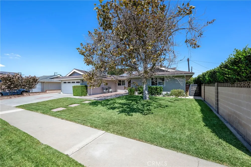 325 E Woodvale Avenue Orange, CA 92865