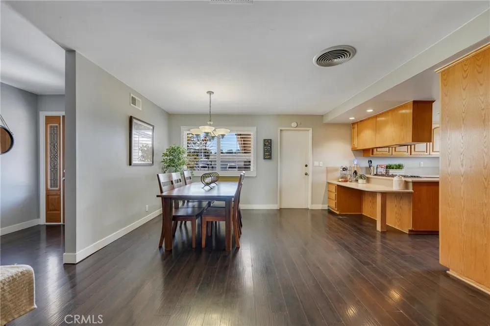 325 E Woodvale Avenue Orange, CA 92865