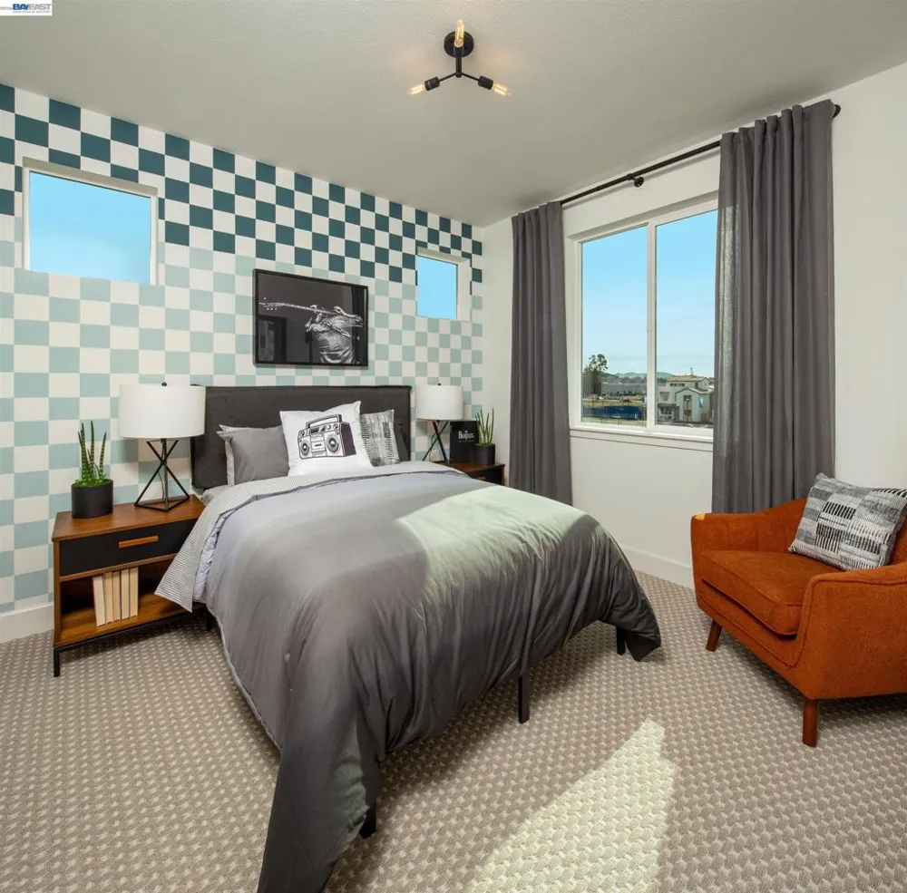 184 Gali Way Napa, CA 94558
