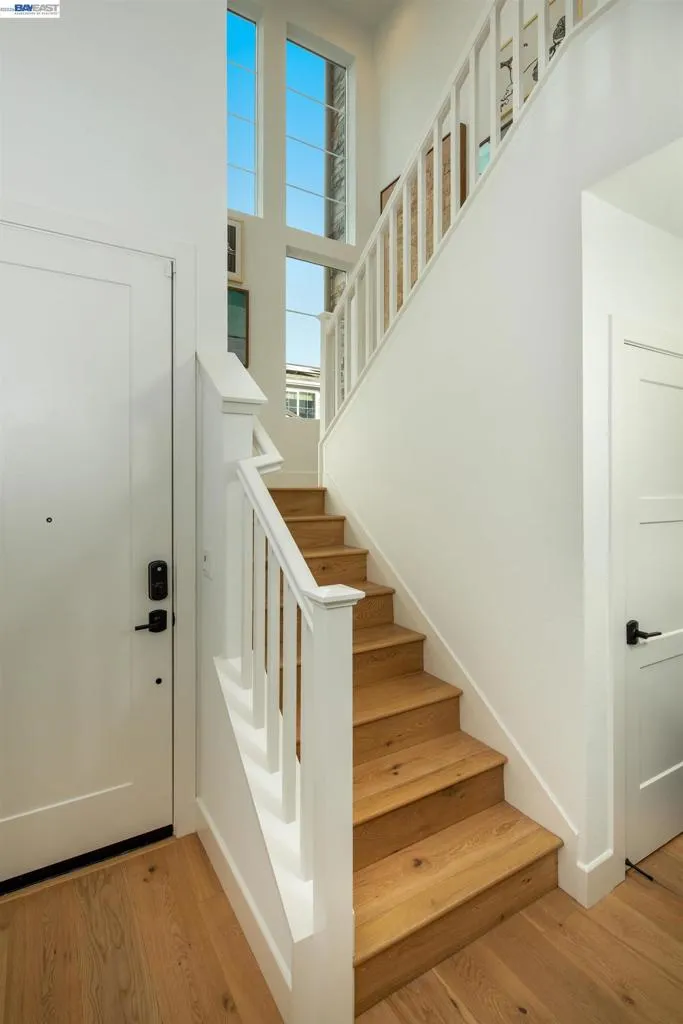 184 Gali Way Napa, CA 94558