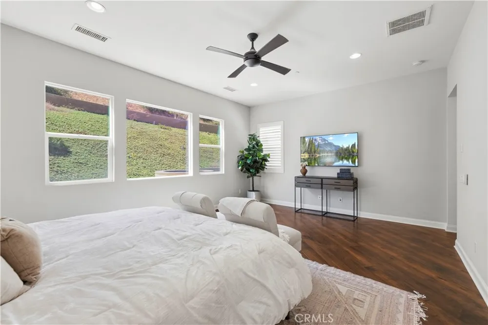 24949 Old Stone Way Stevenson Ranch, CA 91381