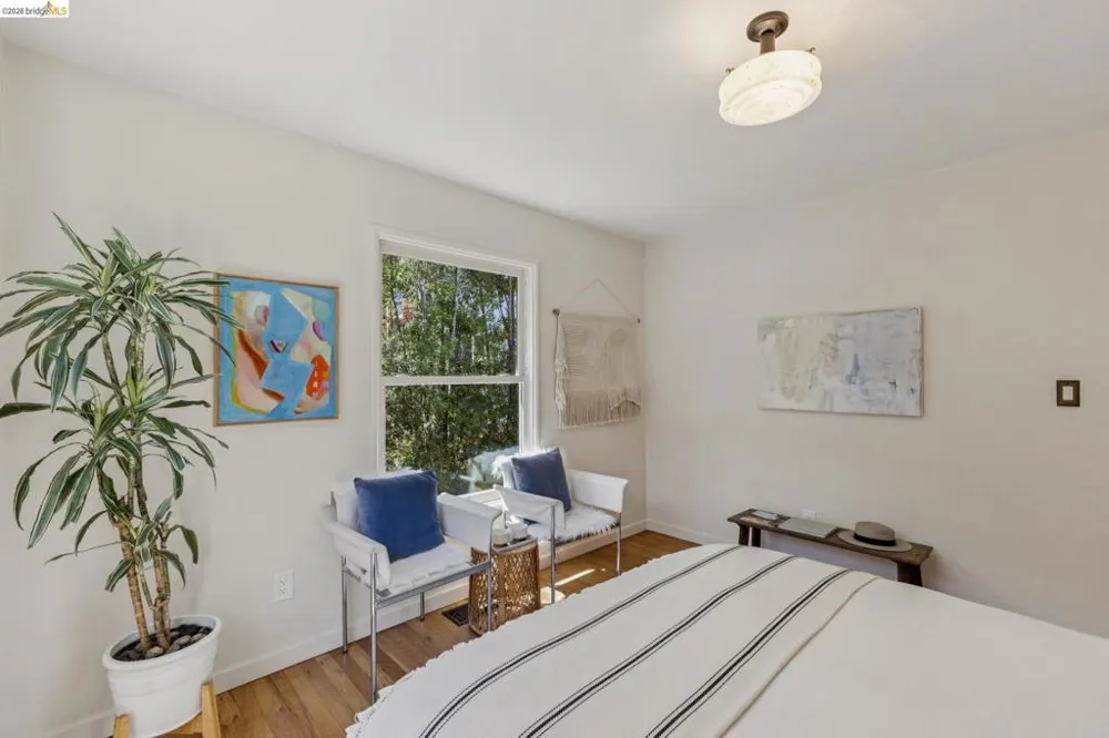 2218 Parker St Berkeley, CA 94704