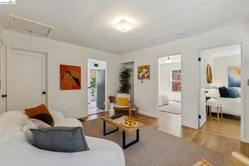 2218 Parker St Berkeley, CA 94704