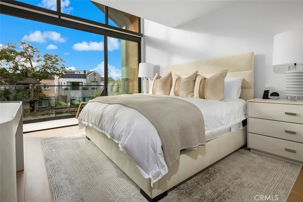 716 Orchid Avenue Corona del Mar, CA 92625