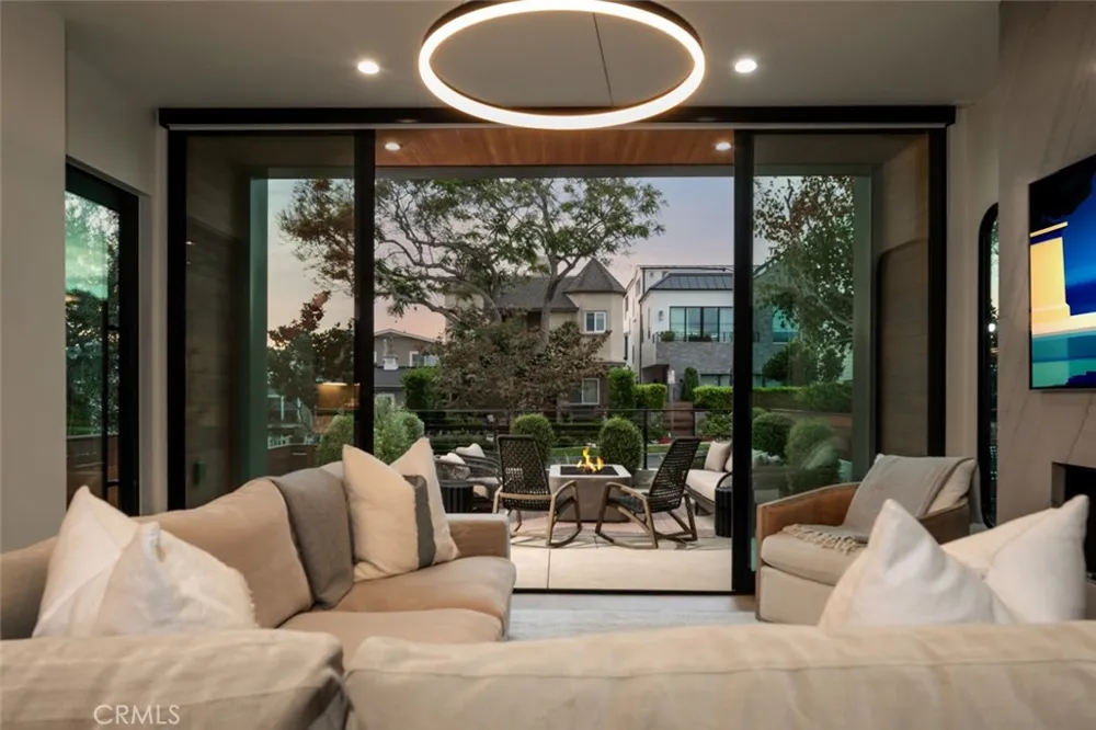 716 Orchid Avenue Corona del Mar, CA 92625