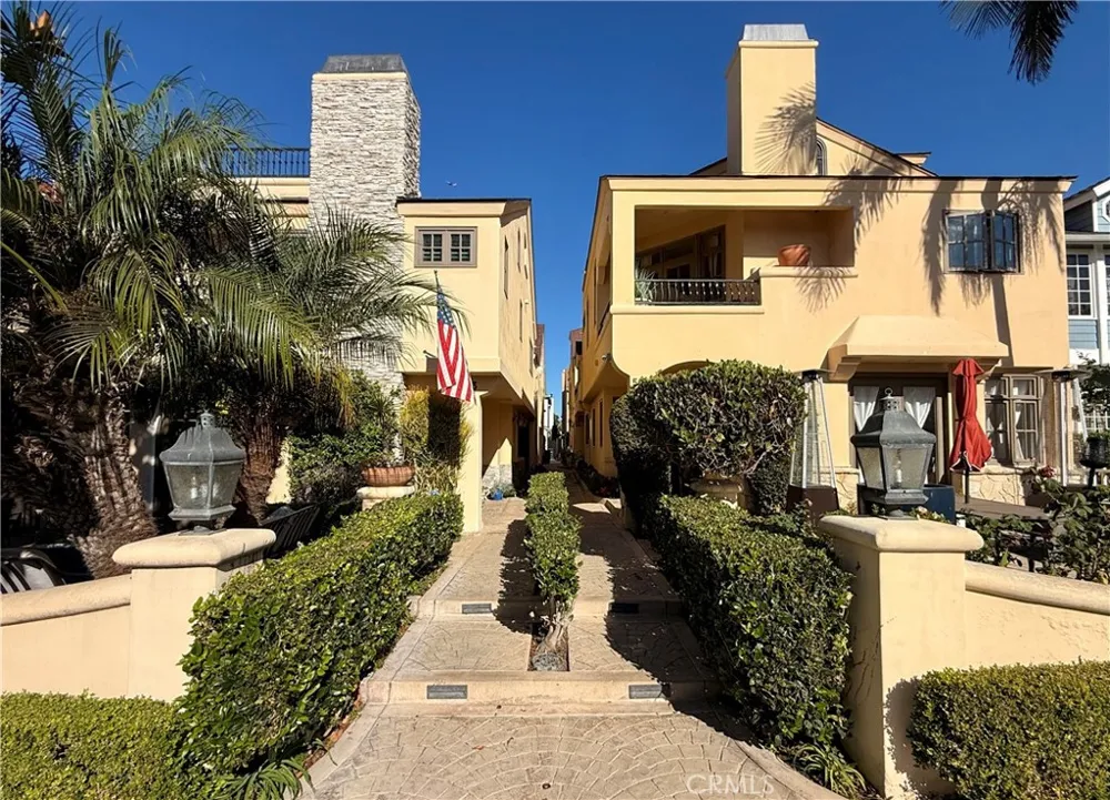 503 Begonia Avenue Corona del Mar, CA 92625
