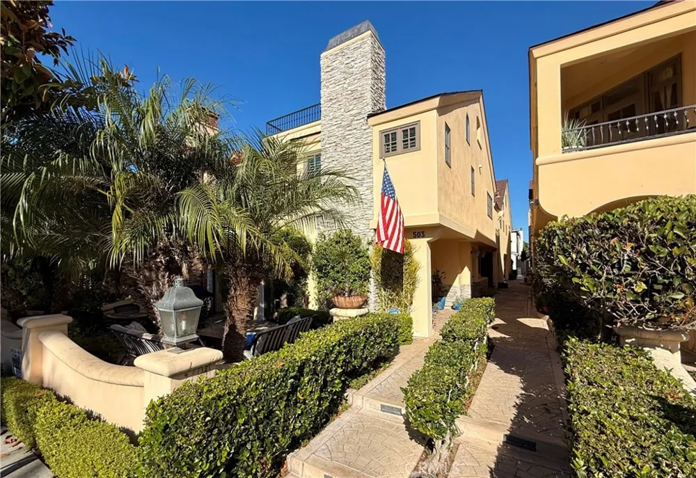 503 Begonia Avenue Corona del Mar, CA 92625