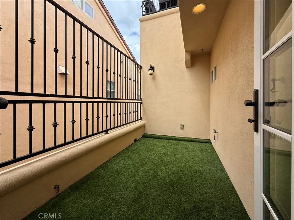 503 Begonia Avenue Corona del Mar, CA 92625
