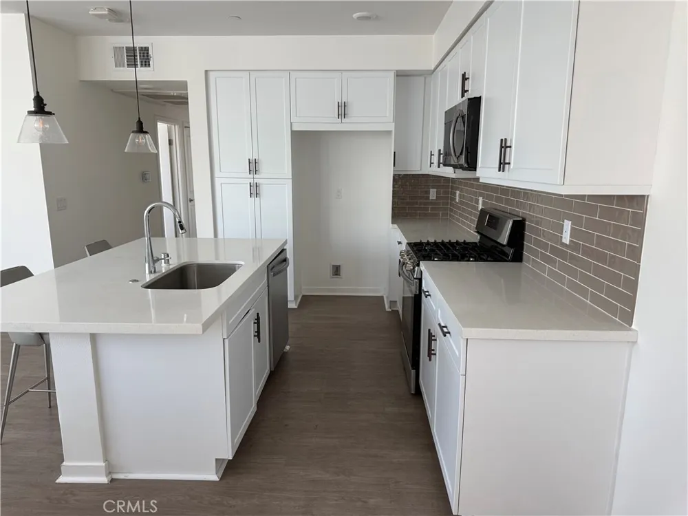 9618 Nova Place Rancho Cucamonga, CA 91730