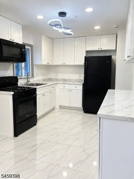 2614 N Stiles St Linden City, NJ 07036