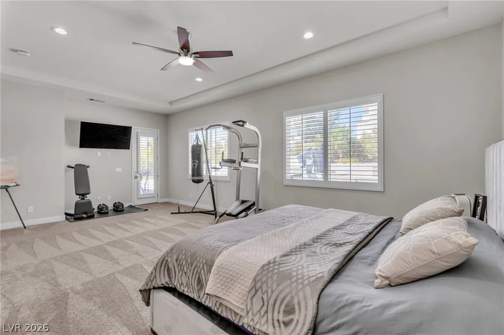8233 Sweetwater Creek Way Las Vegas, NV 89113