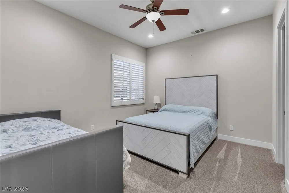 8233 Sweetwater Creek Way Las Vegas, NV 89113