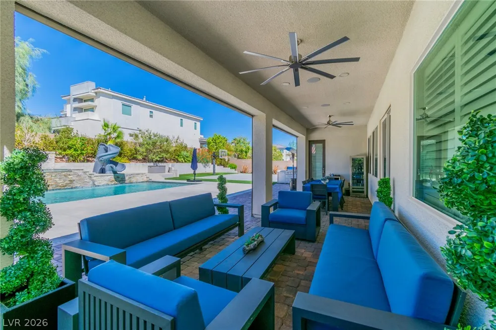 8233 Sweetwater Creek Way Las Vegas, NV 89113