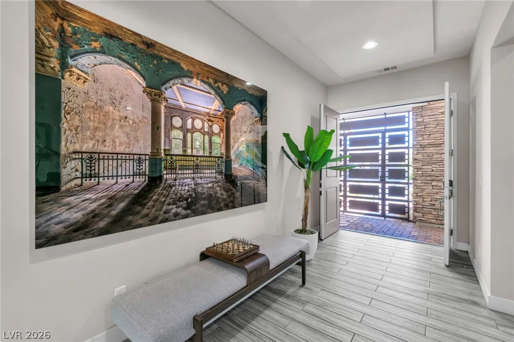 8233 Sweetwater Creek Way Las Vegas, NV 89113