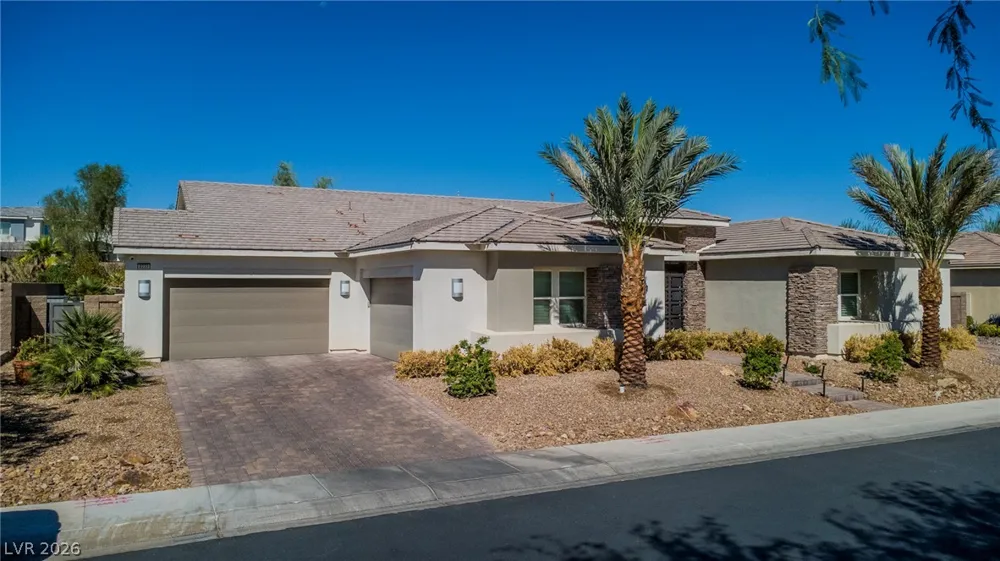 8233 Sweetwater Creek Way Las Vegas, NV 89113