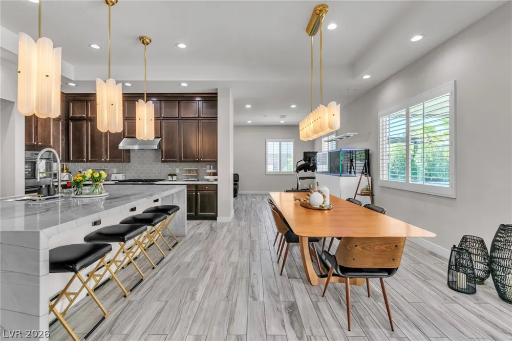 8233 Sweetwater Creek Way Las Vegas, NV 89113