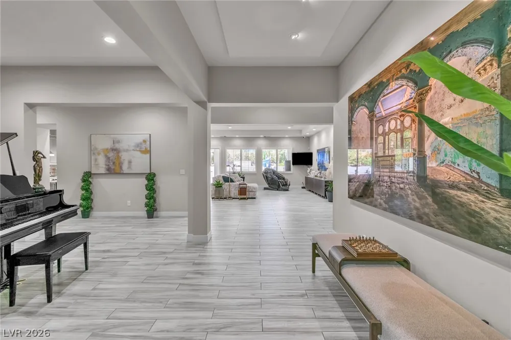 8233 Sweetwater Creek Way Las Vegas, NV 89113