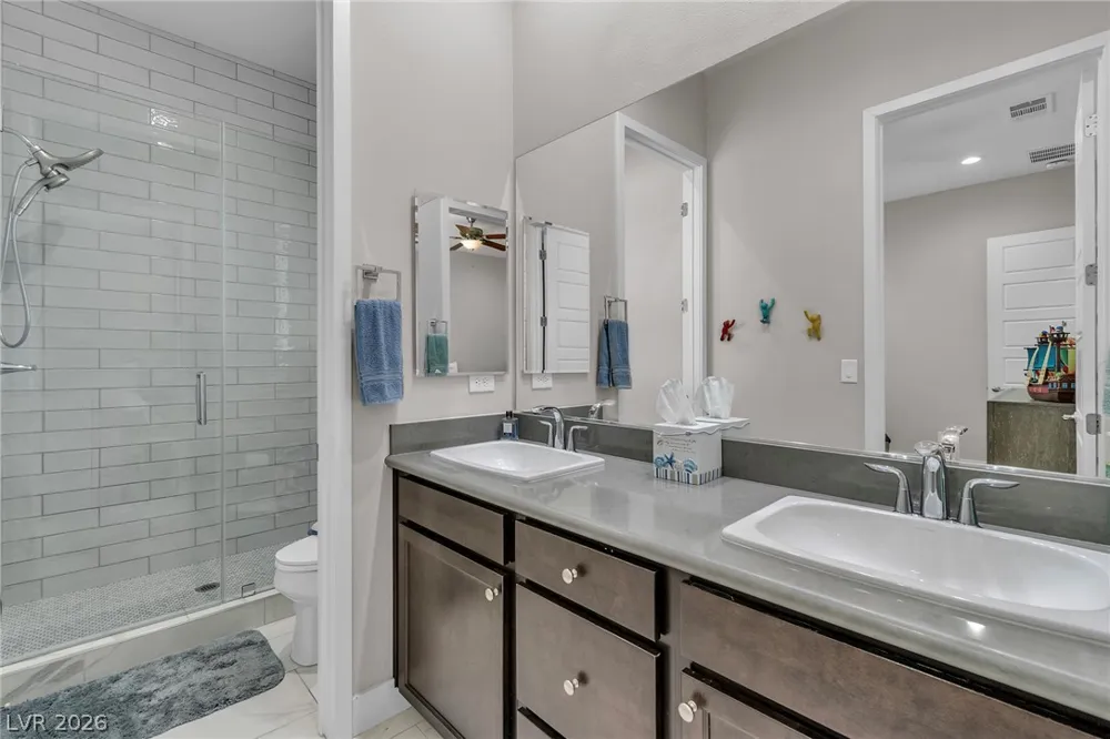 8233 Sweetwater Creek Way Las Vegas, NV 89113
