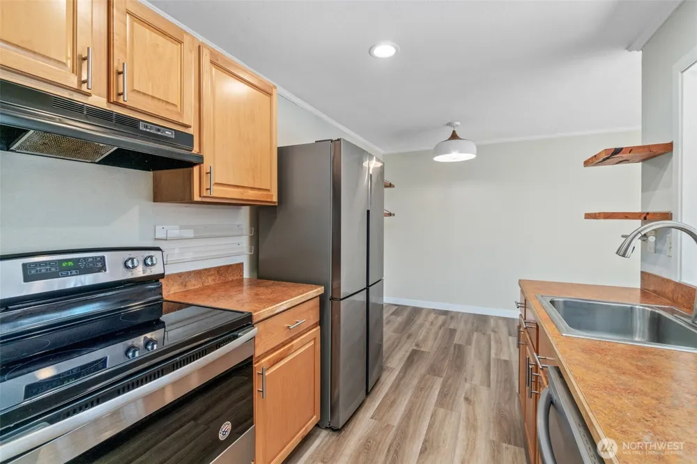 19428 Aurora Avenue #431 Shoreline, WA 98133