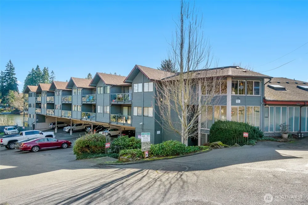 19428 Aurora Avenue #431 Shoreline, WA 98133
