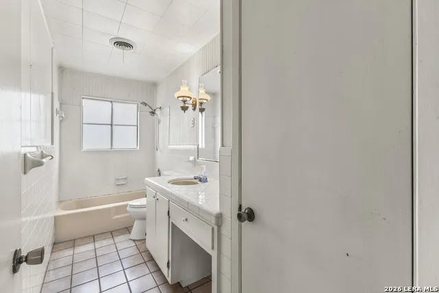 212 BLUEBONNET ST Burnet, TX 78611