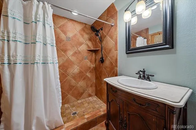 1013 Arrow Wood Drive Golden, CO 80401