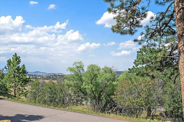 1013 Arrow Wood Drive Golden, CO 80401