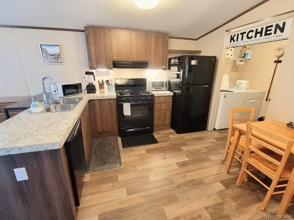3410 El Paso Street Colorado Springs, CO 80907