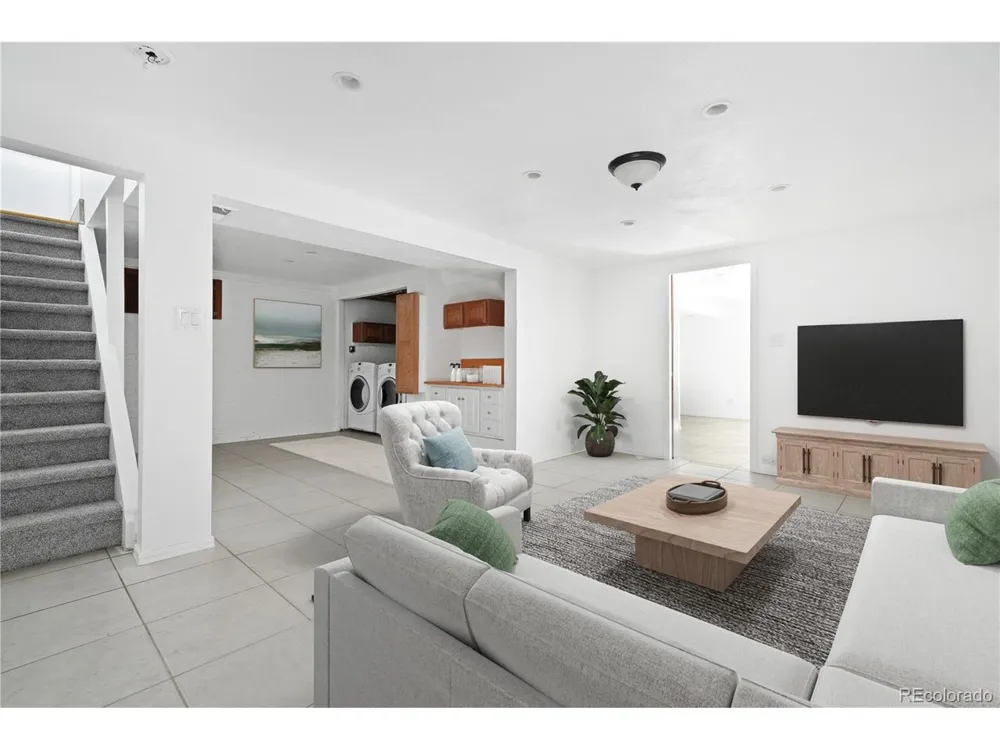 1507 S Field Court Denver, CO 80232