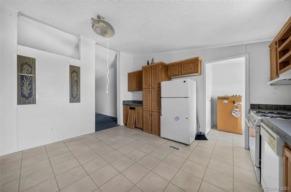 41751 Harbour Road Avondale, CO 81022