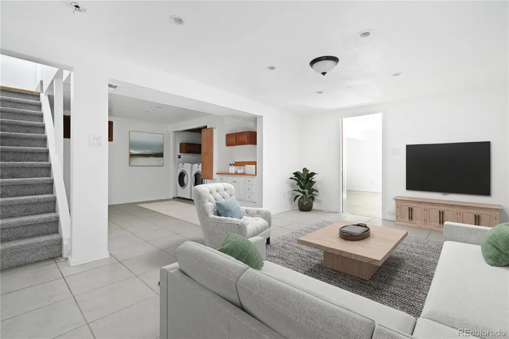 1507 S Field Court Denver, CO 80232
