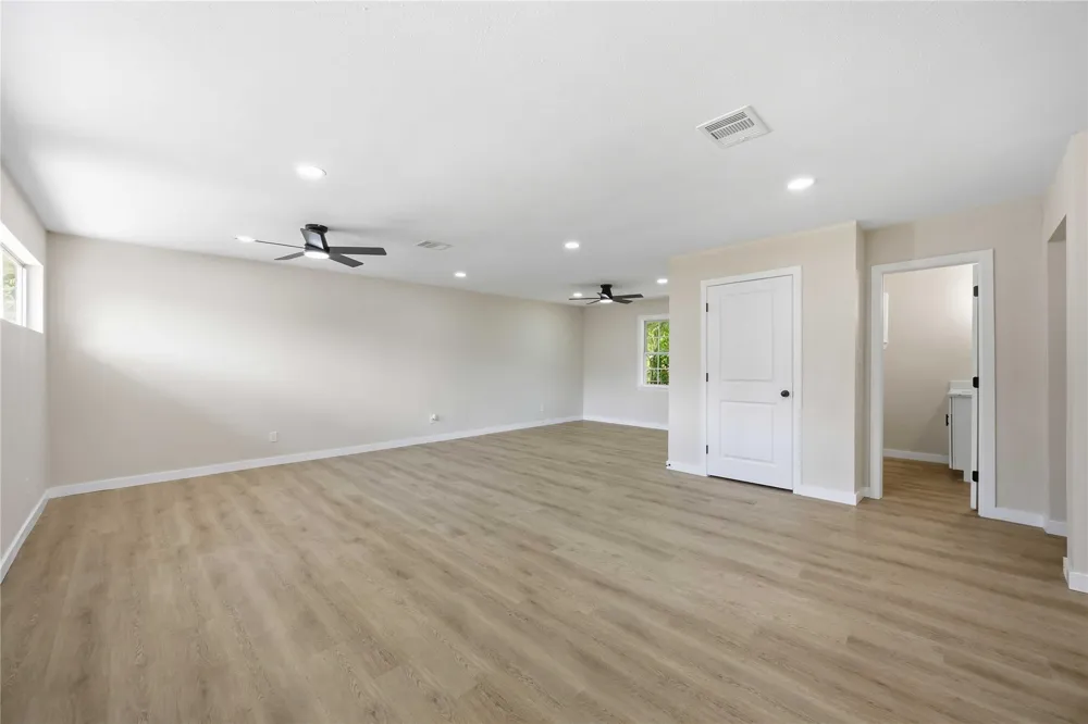 724 Oriole Lane Pasadena, TX 77502