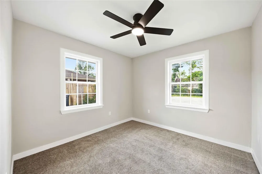 724 Oriole Lane Pasadena, TX 77502