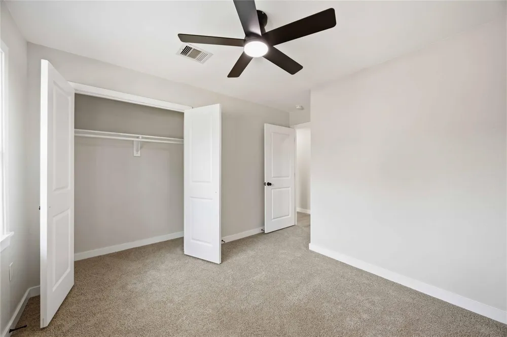 724 Oriole Lane Pasadena, TX 77502