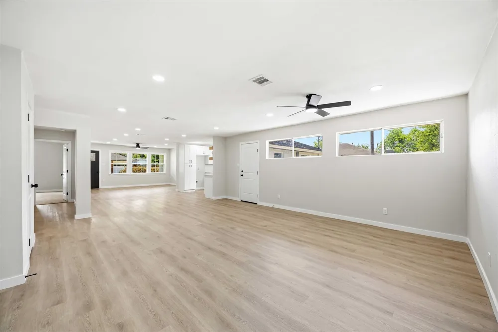 724 Oriole Lane Pasadena, TX 77502