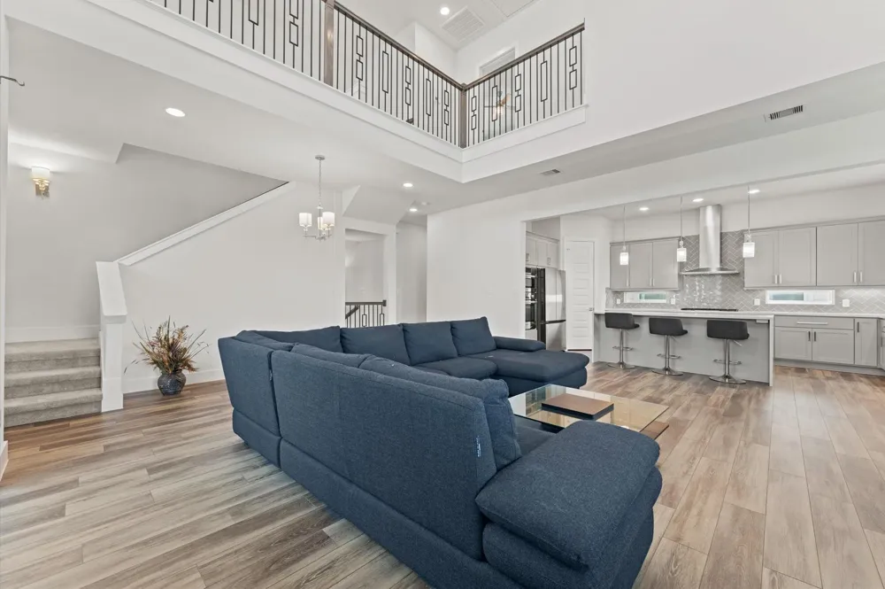 1430 W 34th 1/2 Street Houston, TX 77018