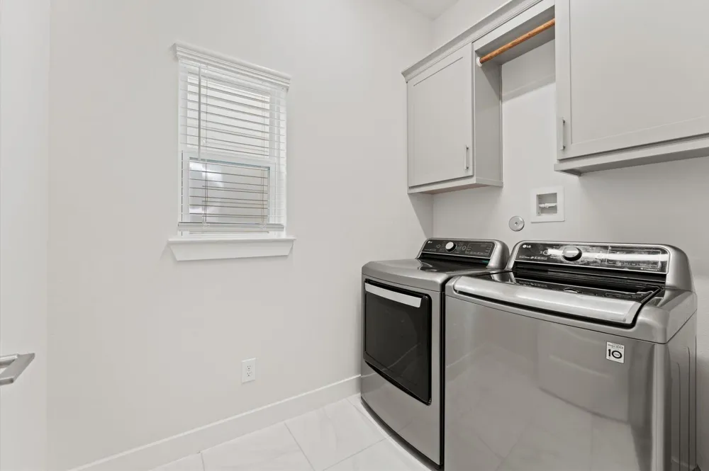 1430 W 34th 1/2 Street Houston, TX 77018