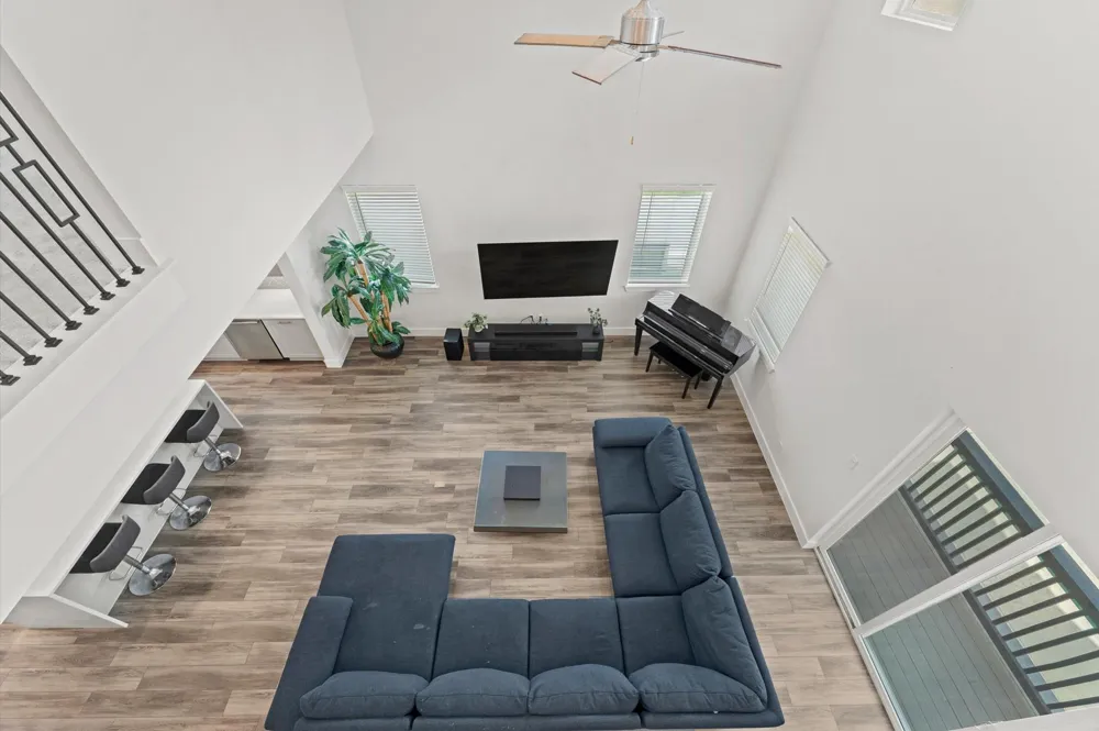 1430 W 34th 1/2 Street Houston, TX 77018