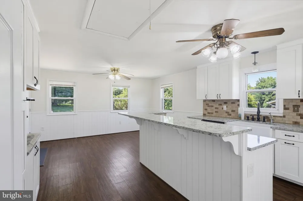 4307 HOWARD DRIVE Sykesville, MD 21784