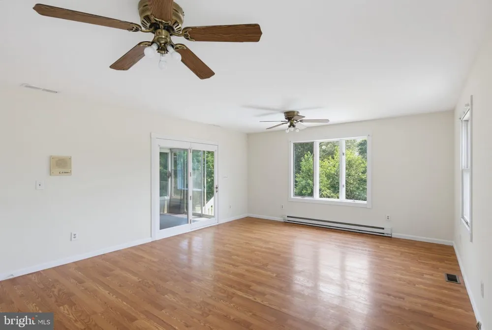 4307 HOWARD DRIVE Sykesville, MD 21784