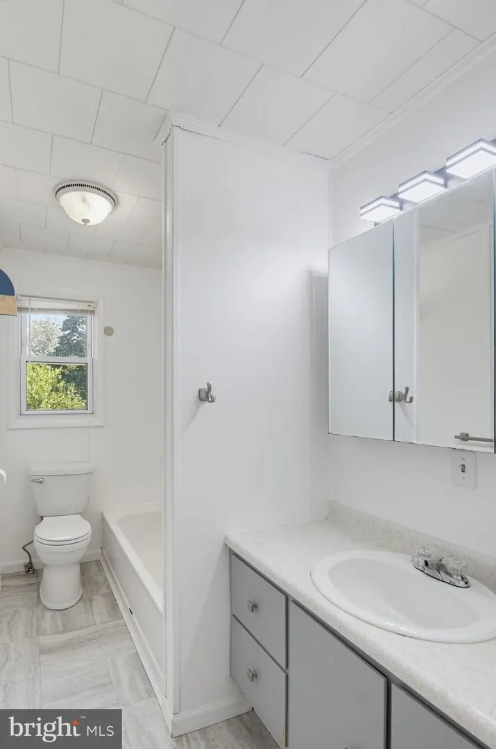 4307 HOWARD DRIVE Sykesville, MD 21784