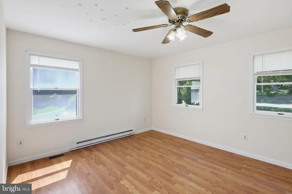 4307 HOWARD DRIVE Sykesville, MD 21784