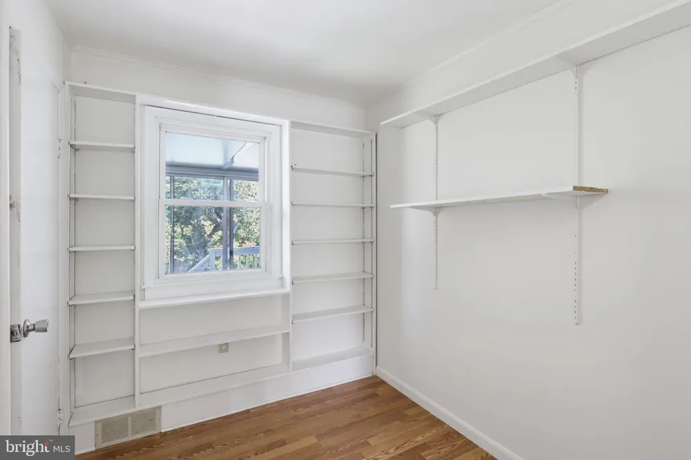 4307 HOWARD DRIVE Sykesville, MD 21784